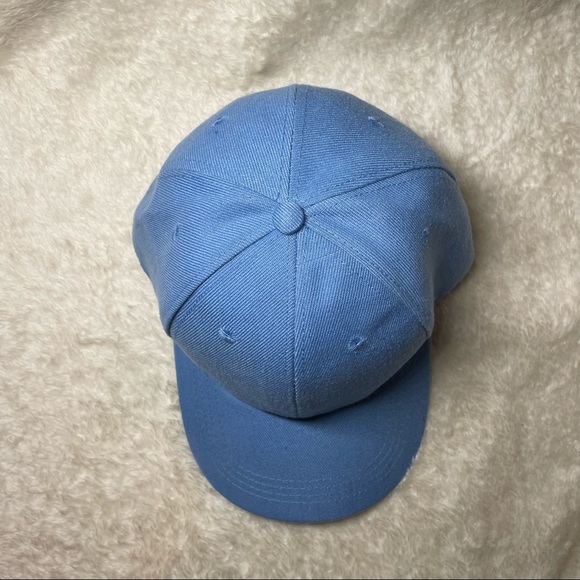 Blue cap - Picture 2 of 6